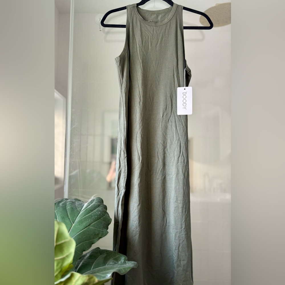 BOODY Racerback Dress
In Midweight Bamboo Cotton Jersey Fabric